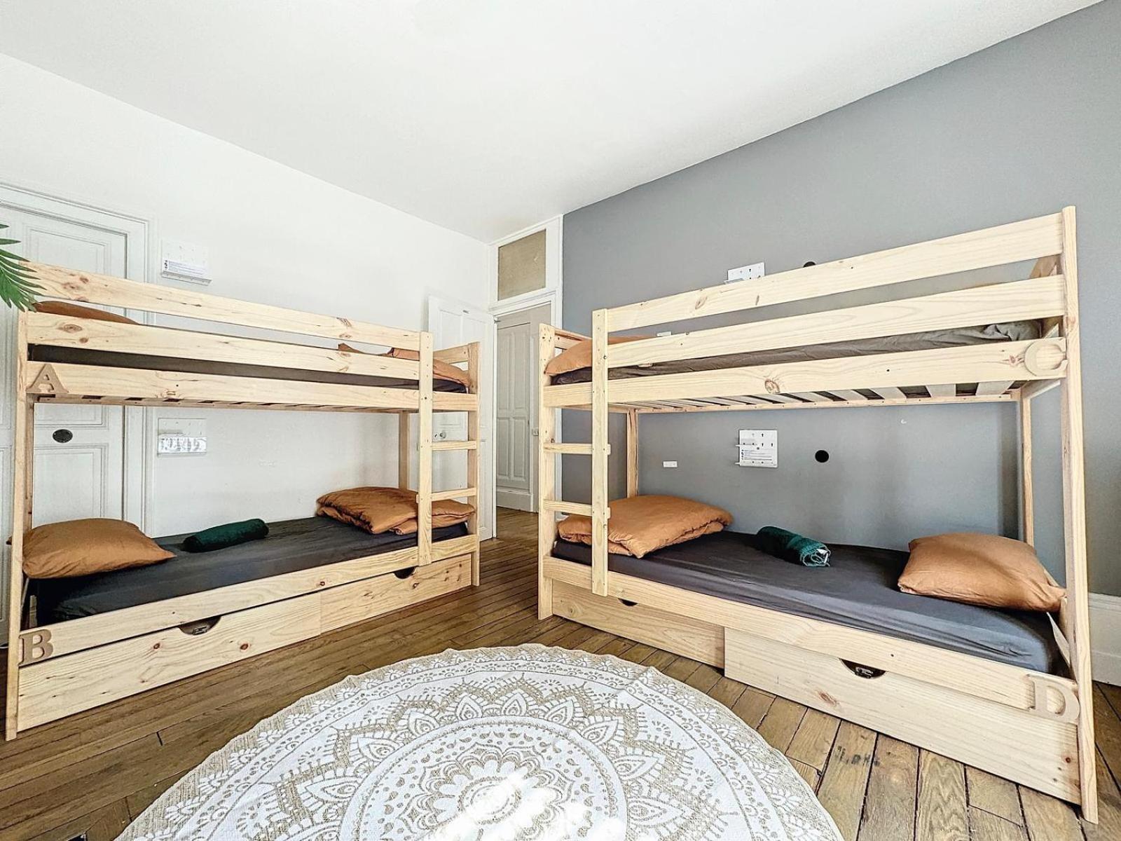 A1 Champagne Residence - 200 M2 14 Personnes 2 Toilets 4 Showers - Hyper Centre - Chalons En Champagne Экстерьер фото